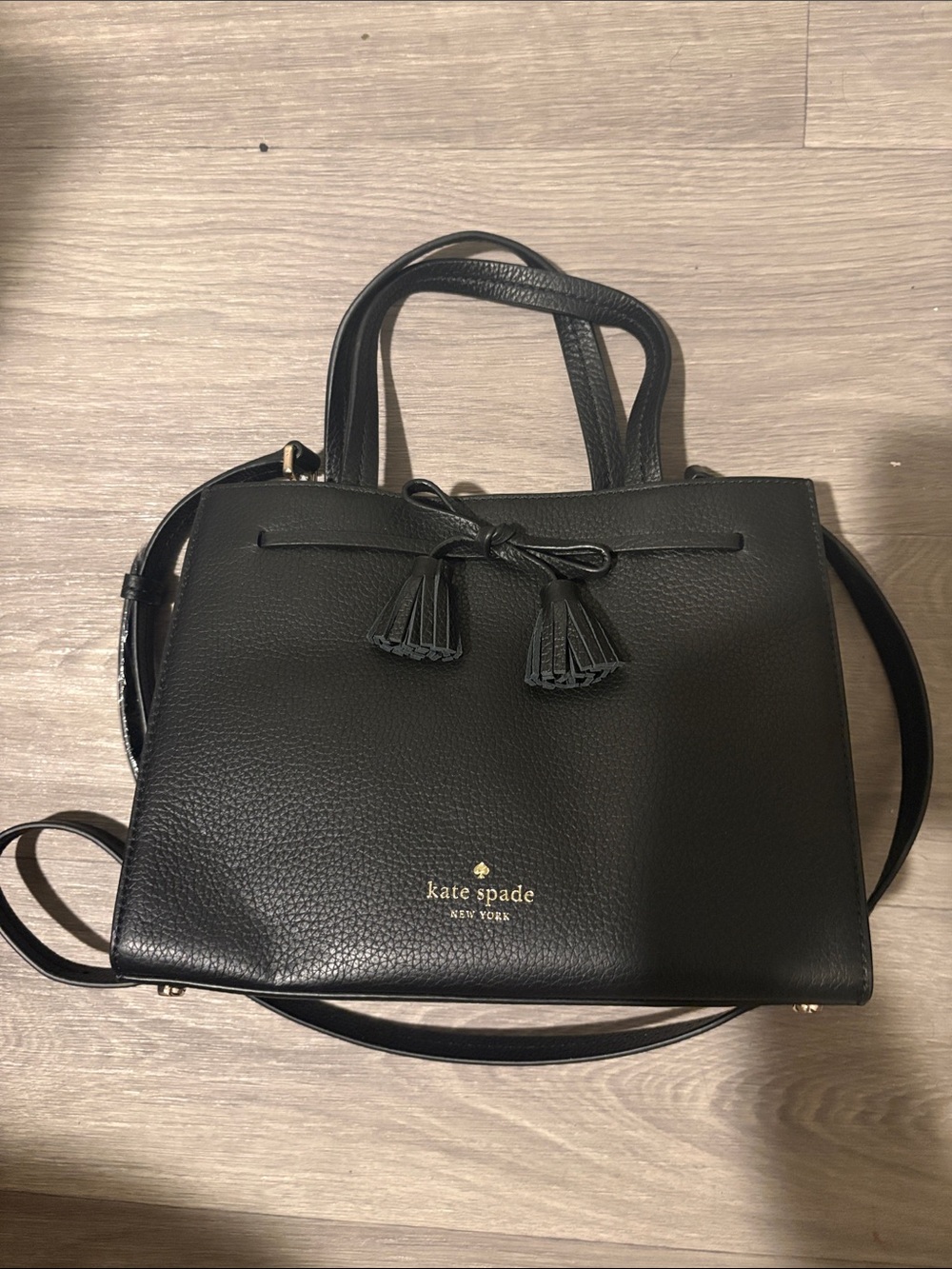 kate spade Hayes small Leather Satchel NWT